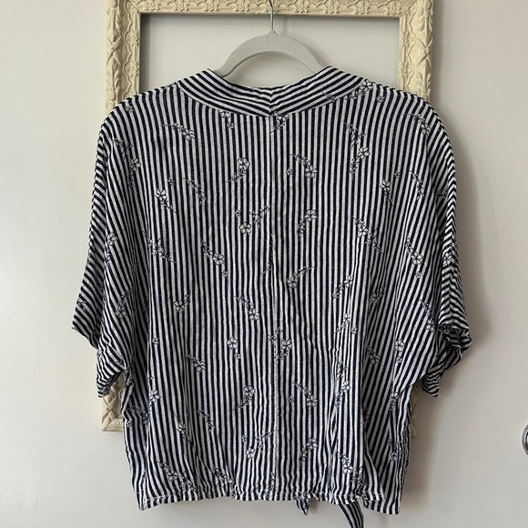 REITMANS | Navy and White Striped Linen Blend Button Up Short Sleeve Blouse - Picture 12 of 15